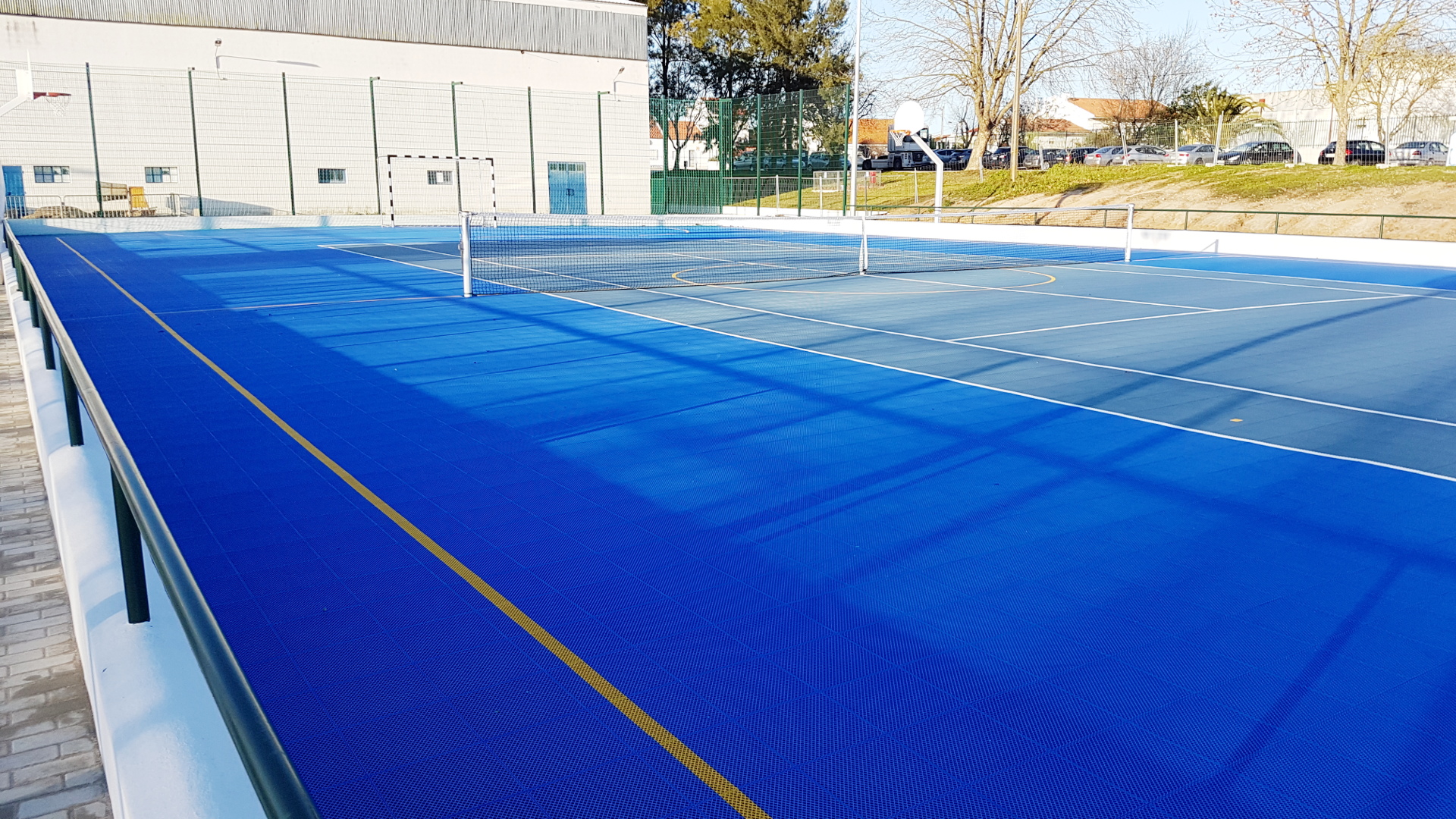 piso desportivo modular exterior